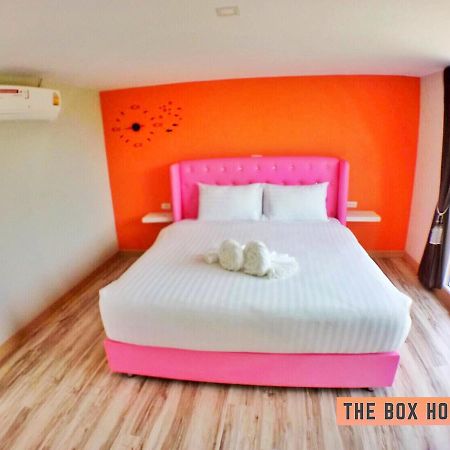 מלון קראבי The Box House מראה חיצוני תמונה